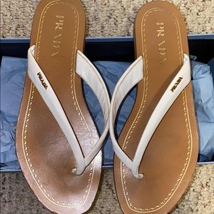 ( sold ) Flip flop